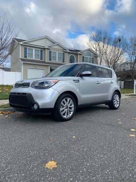 2017 Kia Soul 31k miles - cars & trucks - by dealer - vehicle... for sale in Brightwaters, NY