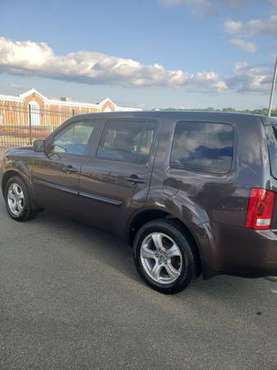 2015 HONDA PILOT EXL AWD - cars & trucks - by dealer - vehicle... for sale in West Springfield, MA