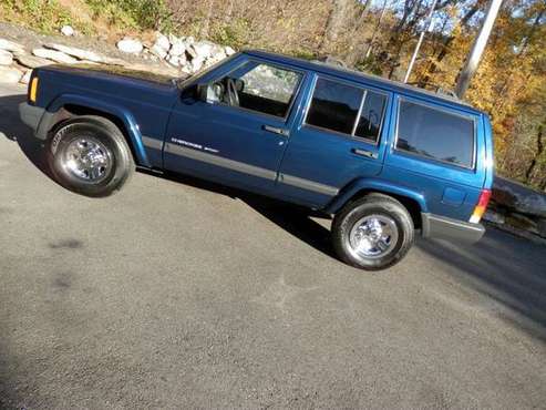2000 JEEP CHEROKEE SPORT-MAGNIFICENT!!-LOW MILES!! for sale in Blairstown, NJ