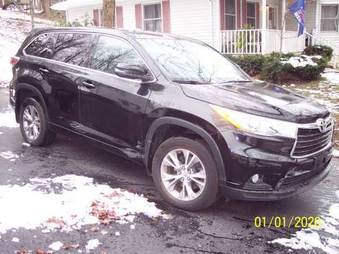 2015 Toyota Highlander LE Plus - cars & trucks - by owner - vehicle... for sale in Eden, NY