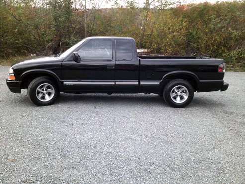 2001 Chevrolet Chevy S-10 Base 2dr Extended Cab 2WD SB CASH DEALS ON for sale in Lake Ariel, PA