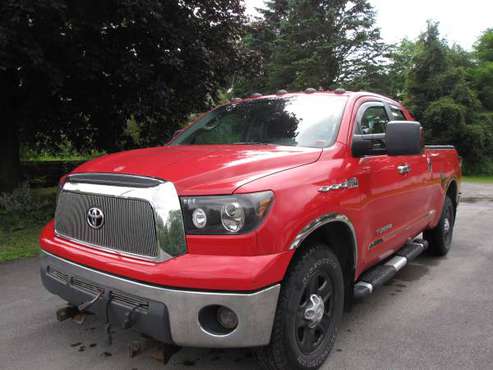 2007 TOYOTA TUNDRA DOUBLE CAB WITH PLOW!!4WD!!UPGRADED!! for sale in Hoosick Falls, NY