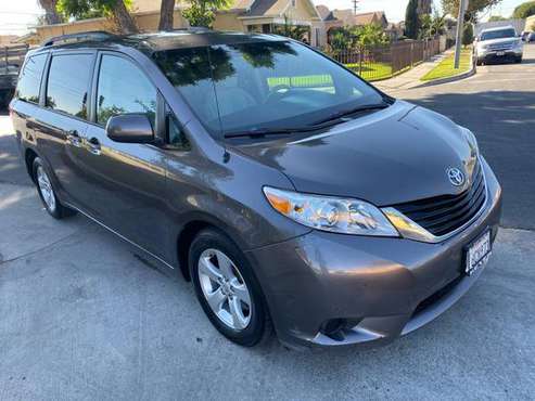 2014 Toyota sienna for sale in Los Angeles, CA