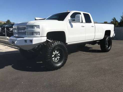 2015 Chevrolet 2500 HD 8" lift on 40's Show Truck, has everything! for sale in Reno, NV