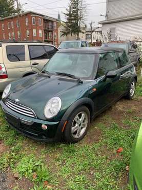 Mini Cooper - cars & trucks - by owner - vehicle automotive sale for sale in New Britain, CT