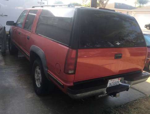 1995 Chevrolet Suburban - cars & trucks - by owner - vehicle... for sale in Lakewood, CA