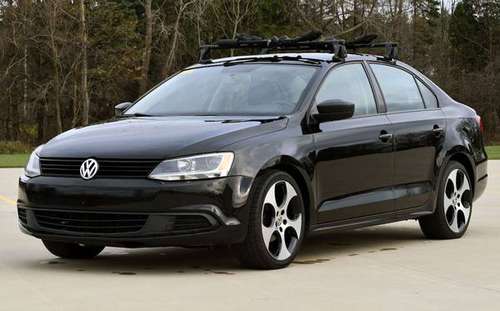 2013 Volkswagen Jetta S -- 5 Speed Manual !! - cars & trucks - by... for sale in Wadsworth, OH