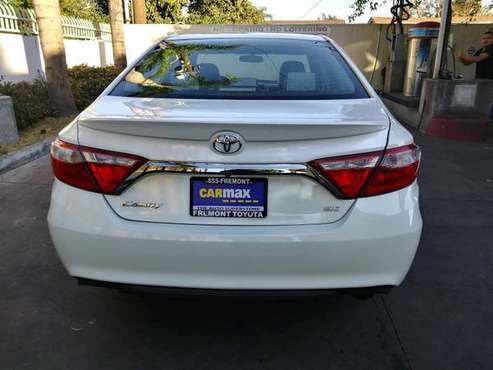 2017 Toyota Camry SE $11,950 - cars & trucks - by owner - vehicle... for sale in Lynwood, CA