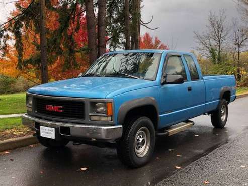 1995 GMC SIERRA 2500 SL 4WD ford chevrolet toyota tacoma tundra -... for sale in Milwaukie, OR