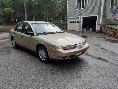 2000 SATURN SL1 LOW MILES!! - cars & trucks - by dealer - vehicle... for sale in Whitinsville, MA