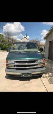 1997 Chevy express emerald edition for sale in Columbus, OH