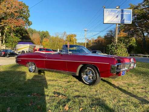1967 Pontiac Bonneville Base - cars & trucks - by dealer - vehicle... for sale in North Oxford, MA
