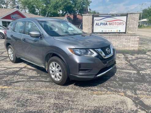 2017 Nissan Rogue AWD only 25,000 miles @ Alpha Motors - cars &... for sale in NEW BERLIN, WI