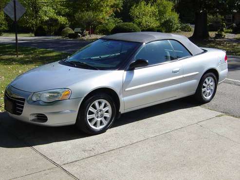 2006 SEBRING GTC CONVERTABLE VERY LOW MILES! for sale in Middletown, OH