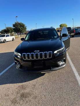 2019 Jeep Cherokee - cars & trucks - by owner - vehicle automotive... for sale in Woodway, TX