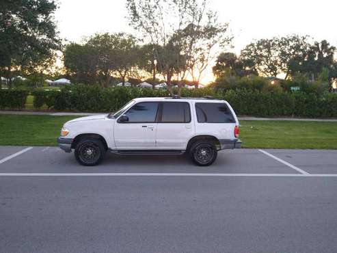 Great Daily Transportation - 2002 Ford Explorer Xlt 4 0 2500 O B O for sale in West Palm Beach, FL