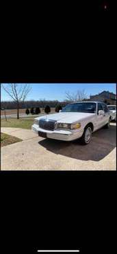 1997 Lincoln Town Car for sale in Jacksonville, AR