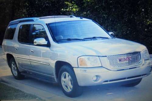 2005 GMC Envoy, v-6, SUV, fully loaded, silver W/leather, sunroof for sale in Fort Lauderdale, FL