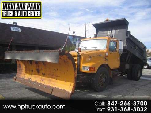 1999 International 4700 10FT DUMP TRUCK W/ SNOW PLOW AND SPREADER!!... for sale in Highland Park, IL