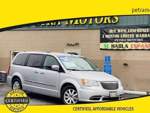 2011 Chrysler T & C Limited 3 6 Family Ready 249 per month O A C for sale in Sacramento , CA