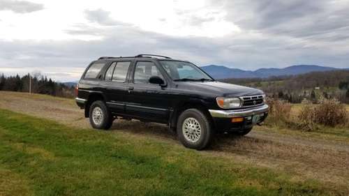1996 Nissan Pathfinder AWD 106k Miles! Southern Car - cars & trucks... for sale in Hyde Park, VT