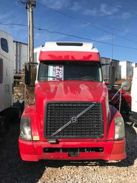 2013 Volvo 670 semi truck tractor trailer - cars & trucks - by owner... for sale in Bowling Green , KY