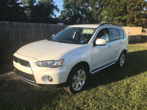 @@@ GREAT BUY 2011 MITSUBISHI OUTLANDER SE SPORT WITH 80K MILES -... for sale in Baldwin, NY
