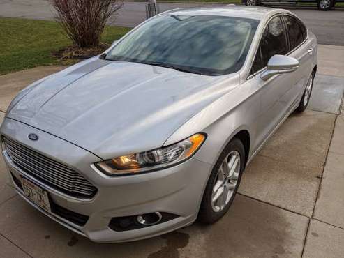 2014 Ford Fusion SE - cars & trucks - by owner - vehicle automotive... for sale in Onalaska, WI