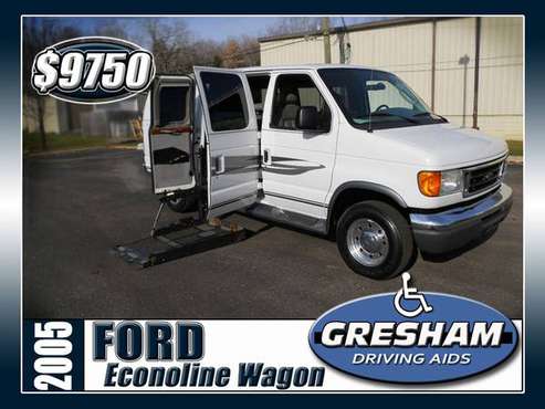Wheelchair/Handicap Accessible 2005 Ford Econoline Wagon - cars & for sale in MI
