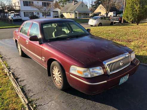 Mercury Grand Marquis 2006 - cars & trucks - by owner - vehicle... for sale in Trenton, NJ