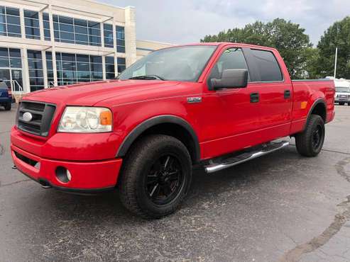 Clean Carfax! 2007 Ford F-150! FX4! 4x4! Supercrew! Loaded! Low Miles! for sale in Ortonville, MI