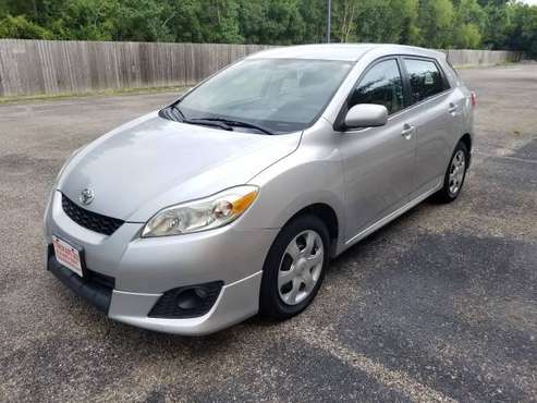 2009 Toyota Corolla Matrix / ONLY 38 K MILES / CLEAN TITLE & CAR FAX ! for sale in Houston, TX