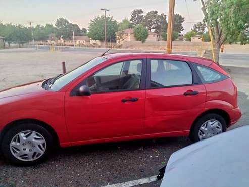 2005 ford focus for sale in Lancaster, CA