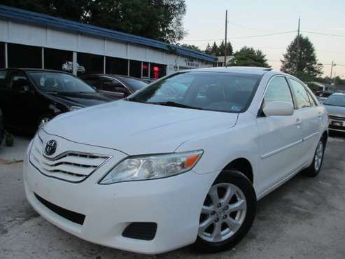 2011 Toyota Camry LE * Clean CARFAX* Sunroof* Drives Great for sale in Roanoke, VA