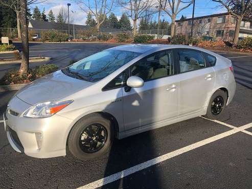 2013 Prius with low mileage - cars & trucks - by owner - vehicle... for sale in Settle, WA