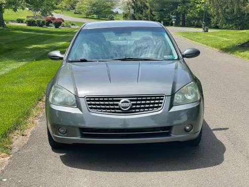 2005 Nissan Altima (Garage Kept) (Excellent Condition) - cars & for sale in Levittown, PA