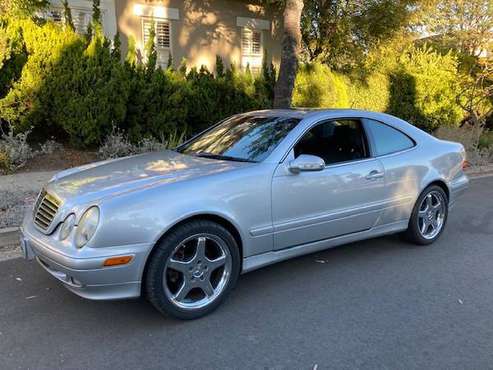 2001 Mercedes CLK320 Coupe - cars & trucks - by dealer - vehicle... for sale in Los Angeles, CA