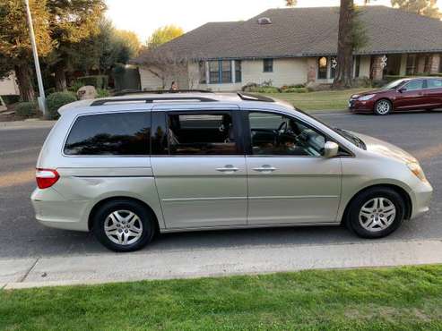 Honda Odyssey 2005 - cars & trucks - by owner - vehicle automotive... for sale in Madera, CA