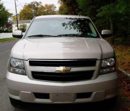 2008 Chevrolet Tahoe Hybrid 4WD - cars & trucks - by owner - vehicle... for sale in Allentown, PA