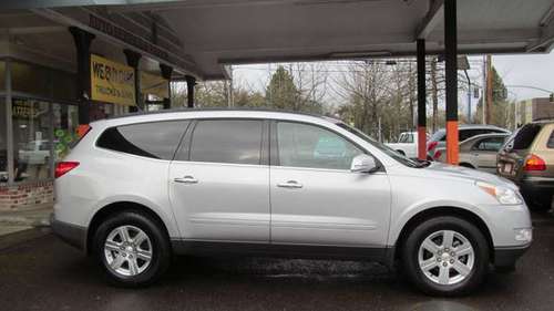 2011 Chevrolet Traverse LT, Very Nice - - by dealer for sale in Corvallis, OR