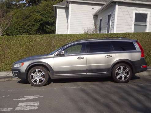 Volvo XC70 T6 - 2015 all-wheel-drive - 59K miles - Excellent - cars... for sale in Arcata, CA