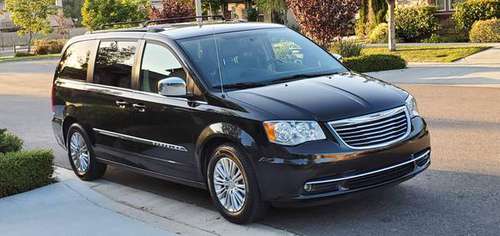 2015 Chrysler Town & Country Touring for sale in Escondido, CA
