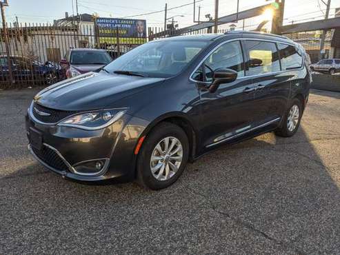 2019 CHRYSLER PACIFICA TOURING L FOR SALE @ ACE AUTO WORLD - cars &... for sale in STATEN ISLAND, NY