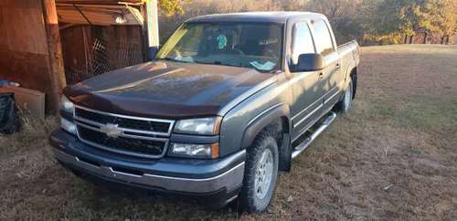 2007 Chevy Silverado 4x4 *needs transmission* - cars & trucks - by... for sale in Saint George, KS