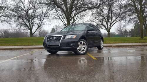 2011 Audi Q5 (black) - cars & trucks - by owner - vehicle automotive... for sale in Lansing, MI