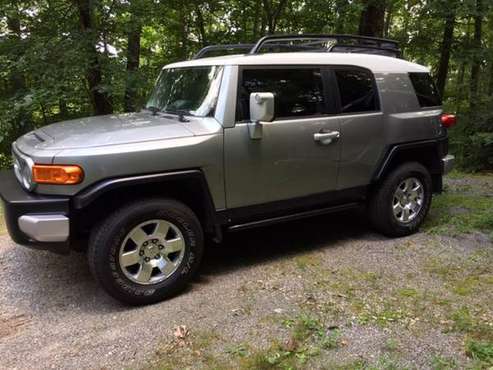 2010 FJ 4WD - Showroom Cond / Approx. 40k Miles for sale in Fairview, NC