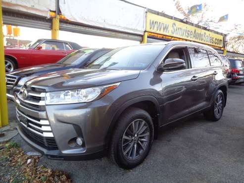 2019 Toyota Highlander XLE V6 AWD / 1,157 Miles - cars & trucks - by... for sale in Rosedale, NY