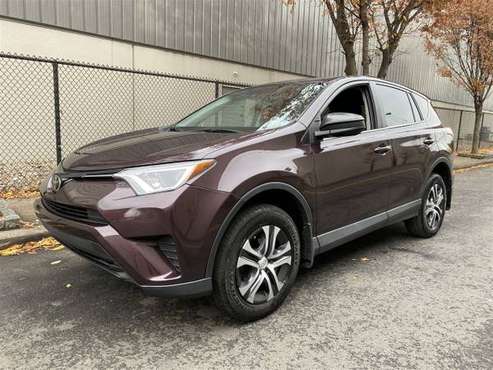 2018 Toyota RAV4 LE for sale in Paterson, NJ