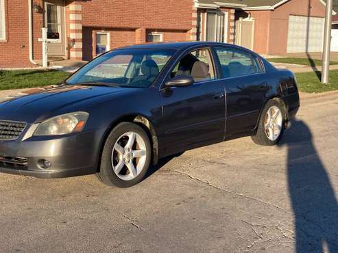 2006 NISSAN ALTIMA EXTRA CLEAN LOOKS AND DRIVES LIKE NEW BEAUTIFUL... for sale in Chicago, IL