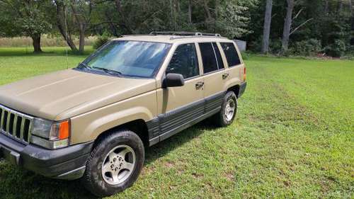 96 Jeep Grand Cherokee 4X4 V8 - cars & trucks - by owner - vehicle... for sale in Saluda, VA